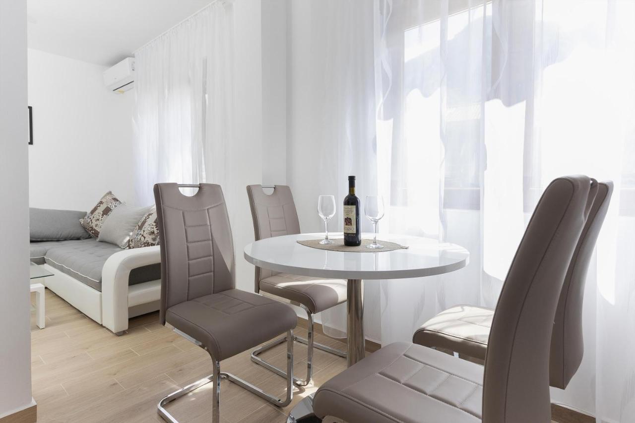 Muo Sea Front Apartments Котор Екстер'єр фото